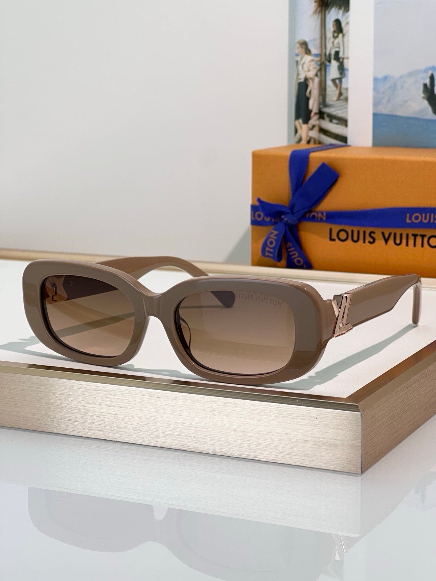 Louis Vuitton Z3013U LV Go-14 Oval Sunglasses  ✨ - onlinechics.com