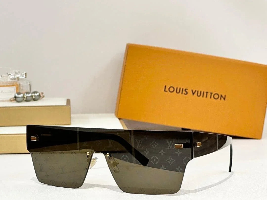 Louis Vuitton Z2206U LV Superlight Square Sunglasses  ✨