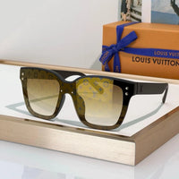 Louis Vuitton Z2455U LV Flash Square Mask Sunglasses ✨