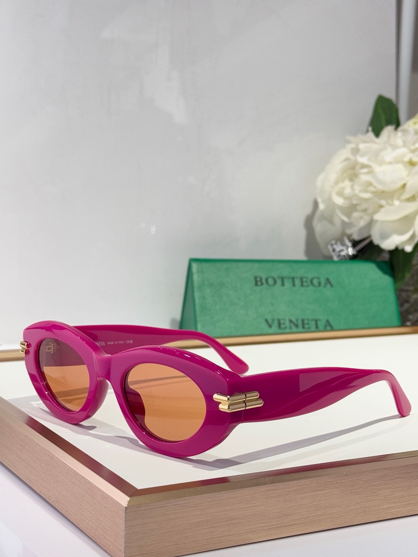 BOTTEGA VENETA BV1322S  Women's Sunglasses💚