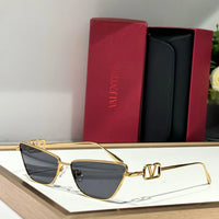 Valentino VLOGO SIGN CAT-EYE TITANIUM FRAME VLS135B Sunglasses✨
