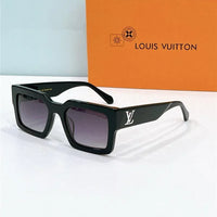 Louis Vuitton Z2076E  LV Clash Low Square Sunglasses ✨