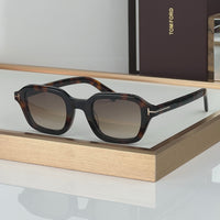 TOM FORD TI21 Tom Ford Icon Square Collection Sunglasses 🔱