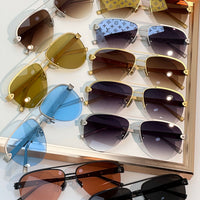 Louis Vuitton Z3248U New LV Trunk Pilot Sunglasses  ✨