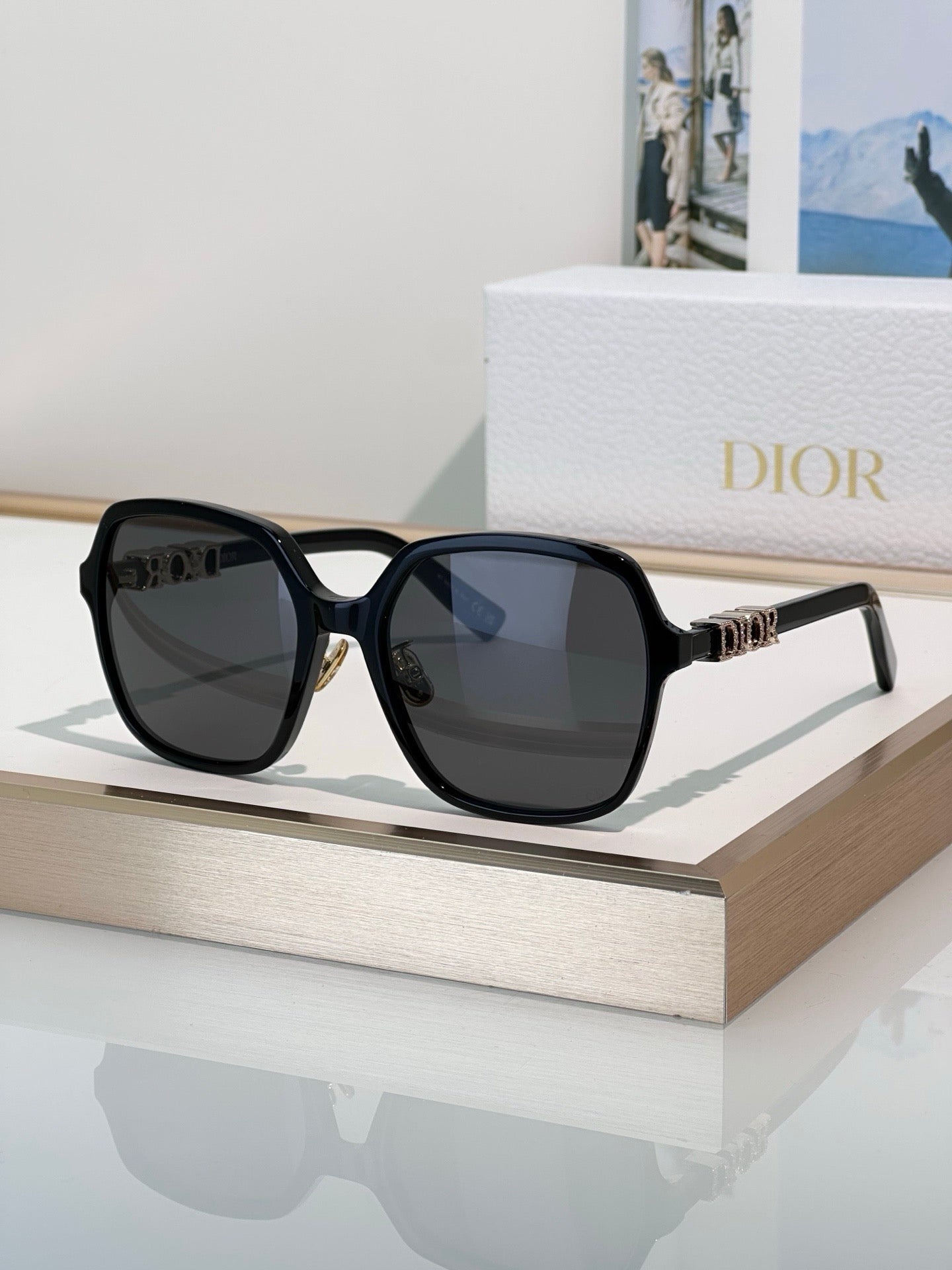 DIOR CD DiorTreasure S1F Square  Sunglasses ✨