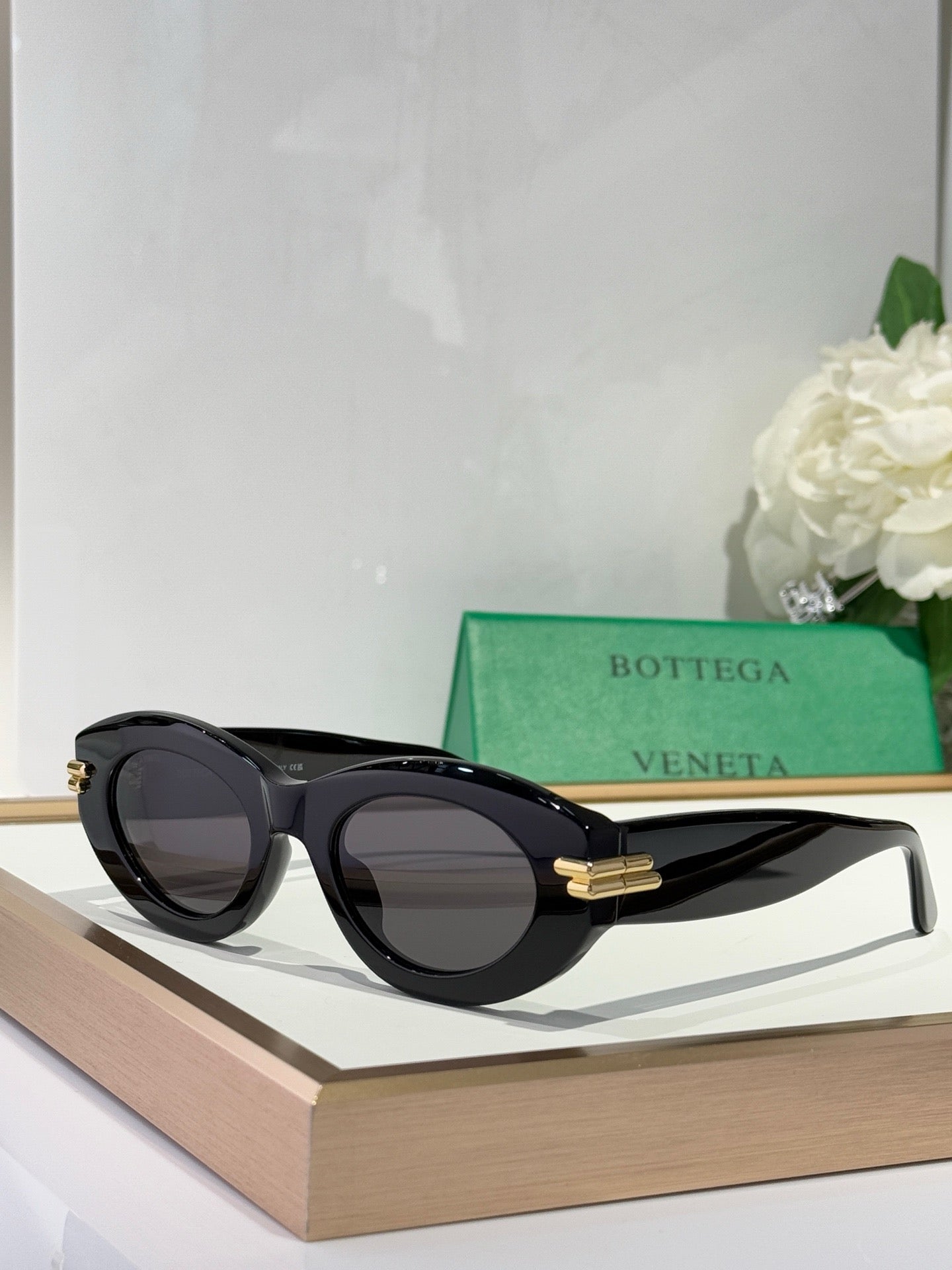 BOTTEGA VENETA BV1322S  Women's Sunglasses💚