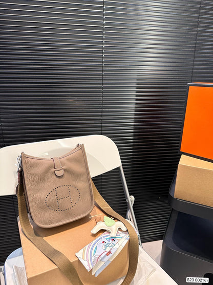 HERMES mini Evelyne 29 shoulder bag ✨ - onlinechics.com