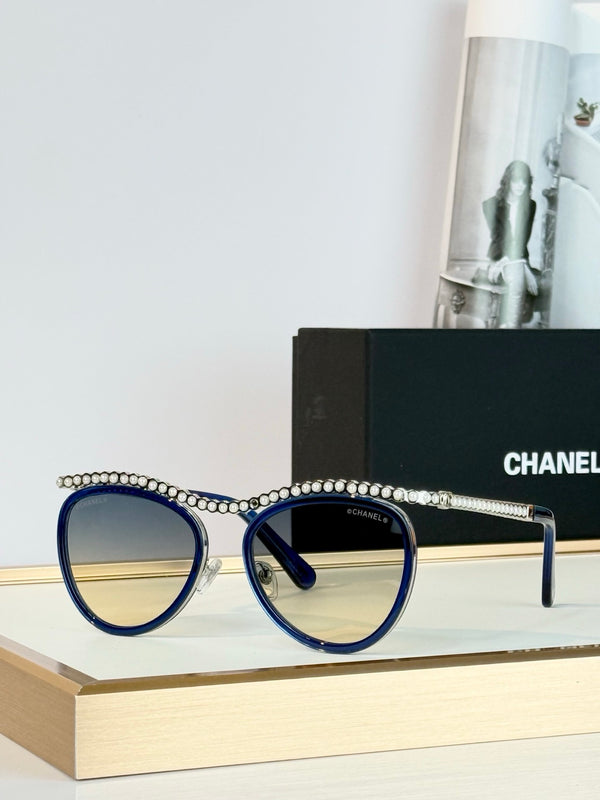 CHANEL 4296  Cat Eye Sunglasses Chanel Eyewear  🖤