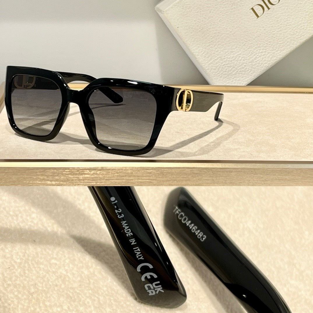 DIOR Sunglasses Dior 30Montaigne S8U Sunglasses✨ - buyonlinebehappy