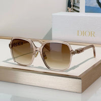 DIOR CD DiorTreasure S1F Square  Sunglasses ✨