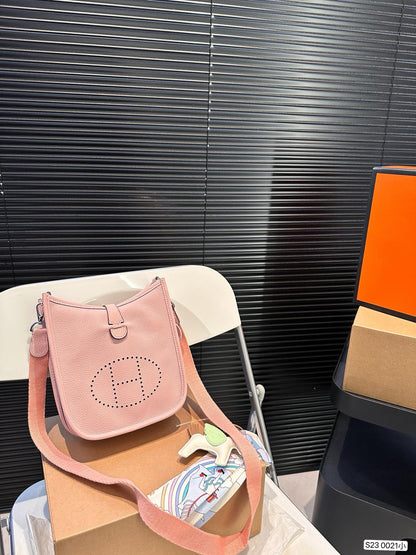 HERMES mini Evelyne 29 shoulder bag ✨ - onlinechics.com