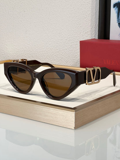 -  Valentino KYLIE JENNER V-Due Acetate & Titanium Cat-Eye Sunglasses✨ - onlinechics.com