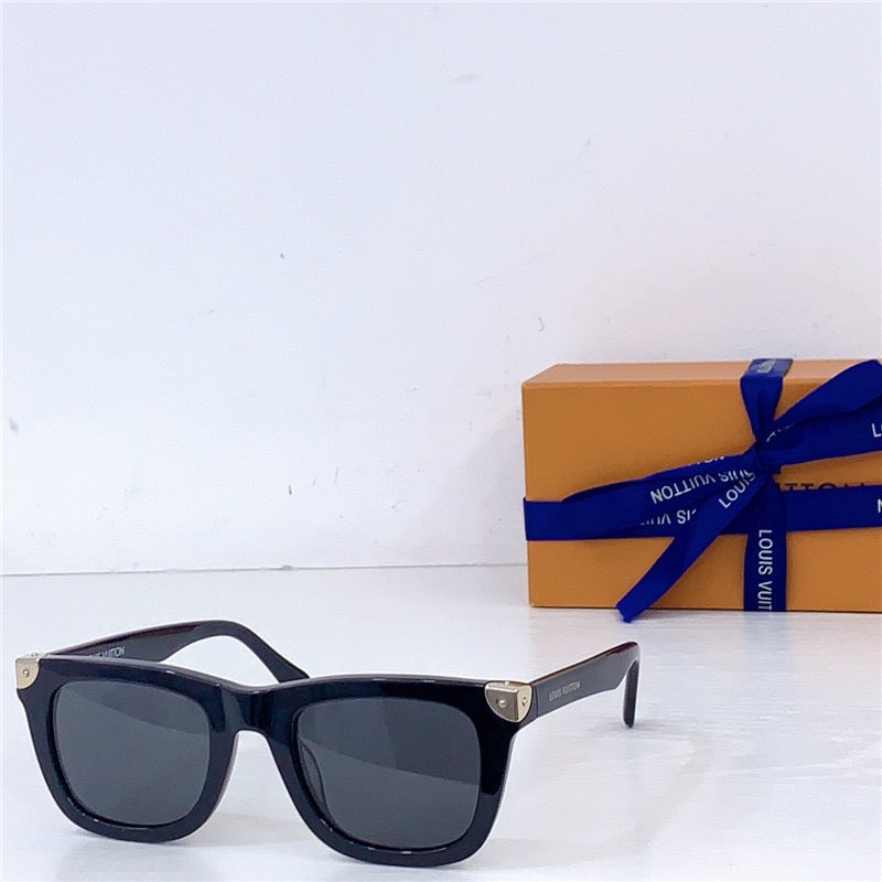 Louis Vuitton Z3231U LV Heritage Square Sunglasses ✨