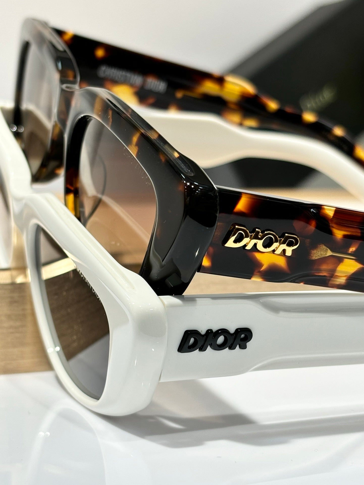 DIOR DiorXplorer S3I Dusty Rectangular Sunglasses✨