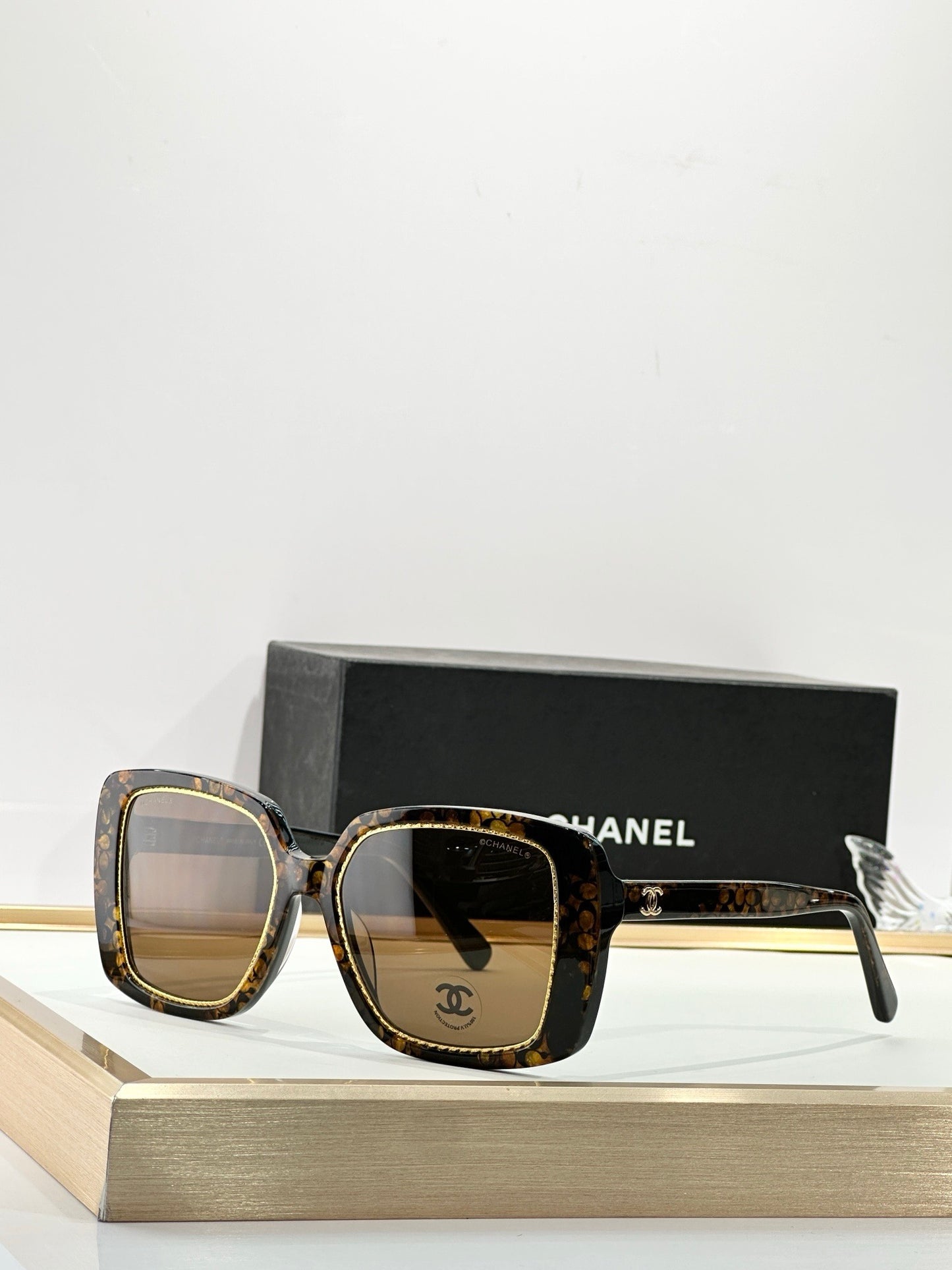 CHANEL 9157 Exclusive Square Sunglasses   🖤 - onlinechics.com