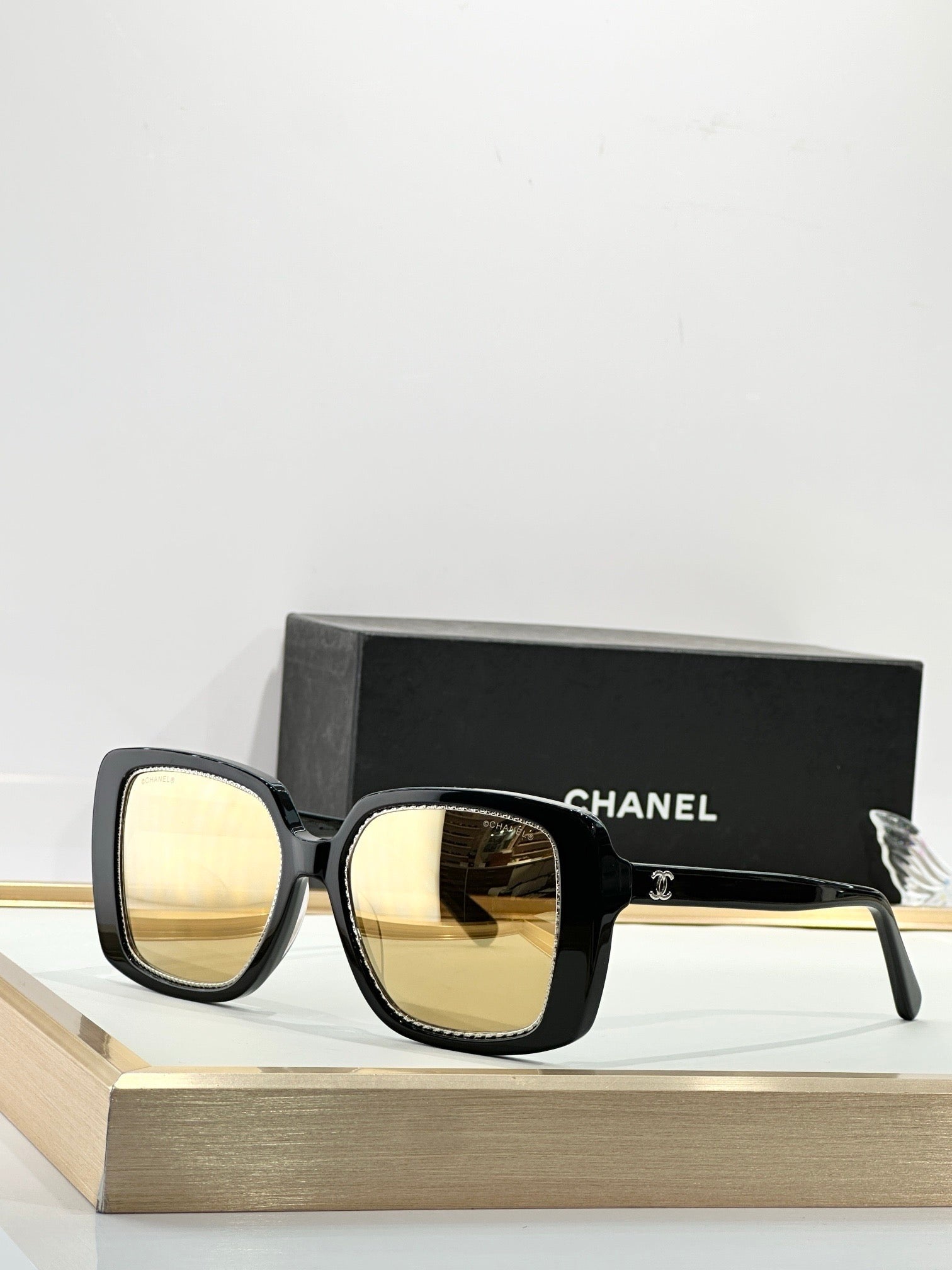 CHANEL 9157 Exclusive Square Sunglasses   🖤 - onlinechics.com