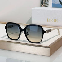 DIOR CD DiorTreasure S1F Square  Sunglasses ✨