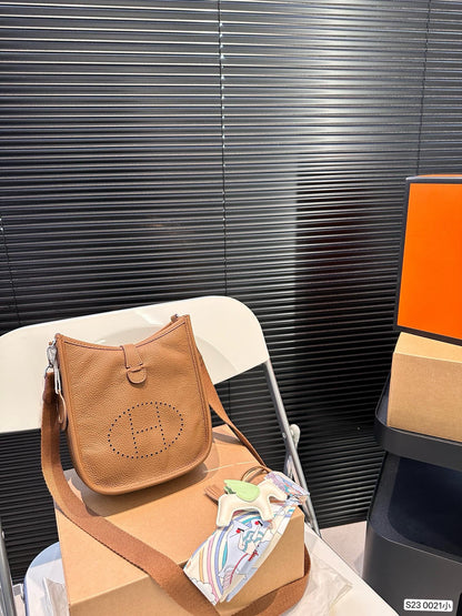 HERMES mini Evelyne 29 shoulder bag ✨ - onlinechics.com