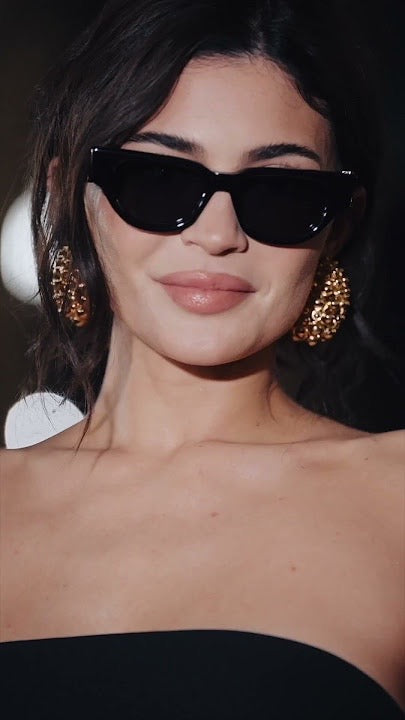 -  Valentino KYLIE JENNER V-Due Acetate & Titanium Cat-Eye Sunglasses✨ - onlinechics.com