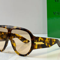 BOTTEGA VENETA BV1345S AS SEEN ON RIHANNA Sunglasses💚