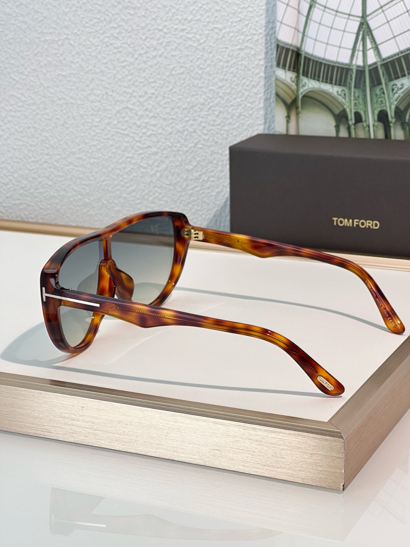 TOM FORD ACHILLES FT1182/S  Sunglasses 🔱