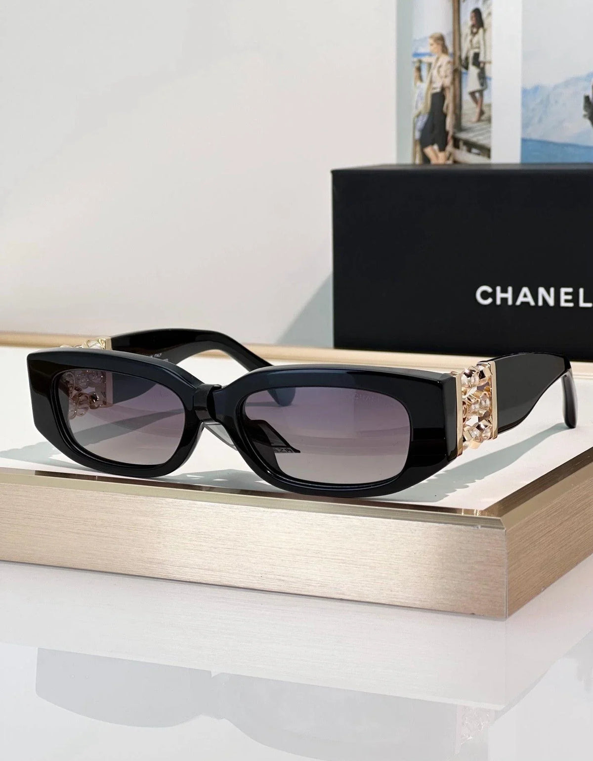 CHANEL Rectangle Sunglasses CH5544 Chanel Eyewear  🖤