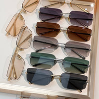 Louis Vuitton Z3377U New LV Comet Rectangle Sunglasses  ✨
