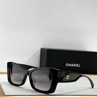 CHANEL 5430 Cat Eye Shape Sunglasses   🖤