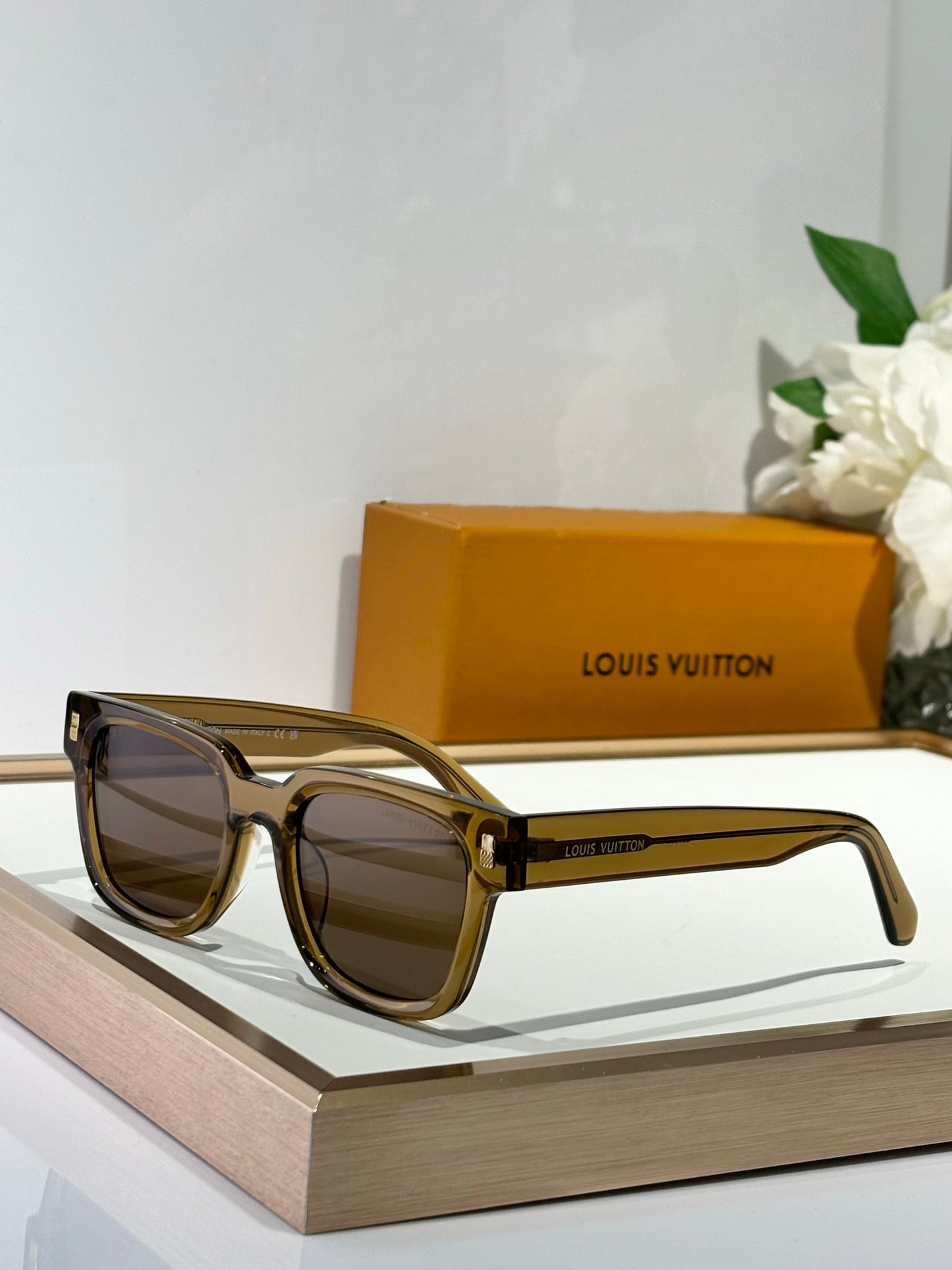 Louis Vuitton Z2631E LV Escape Square  Sunglasses  ✨