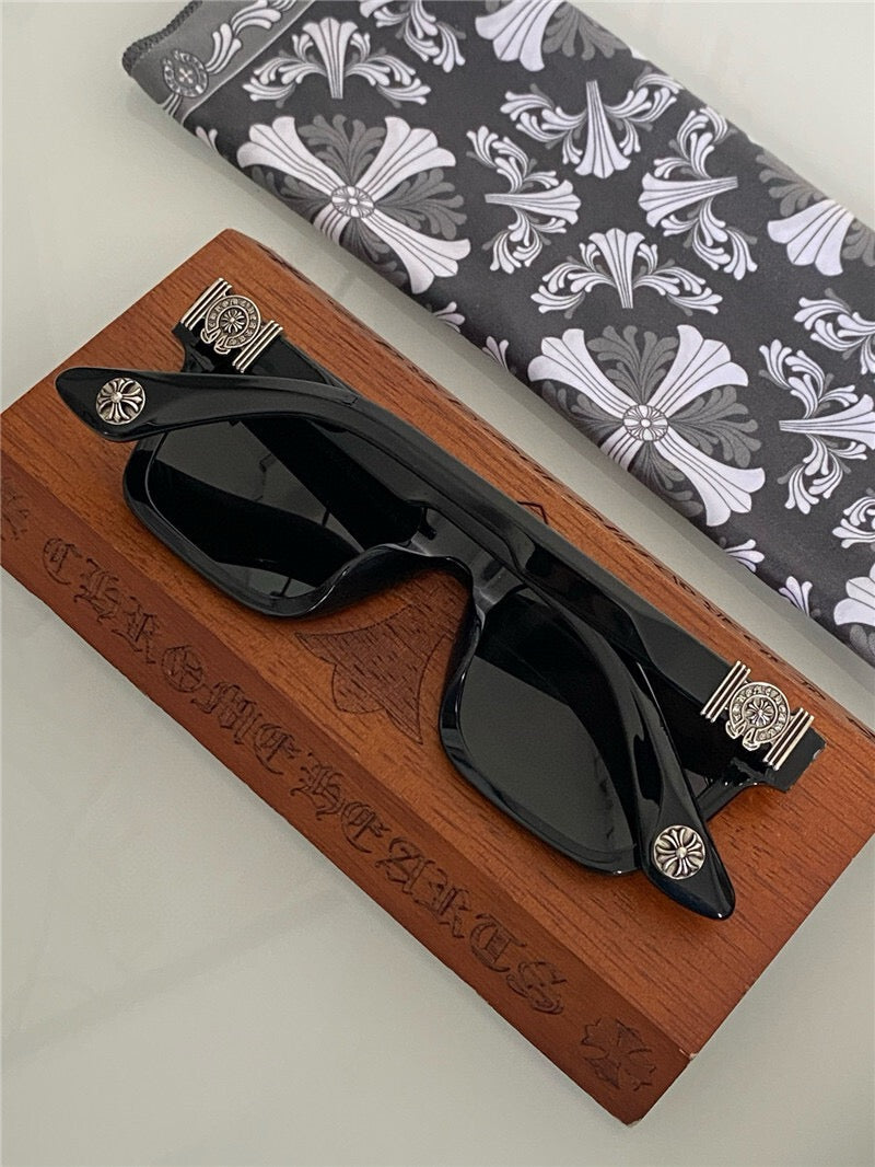 -  Chrome Hearts Halllamanass Sunglasses⚜️ - onlinechics.com