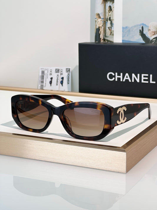 CHANEL 5493 RECTANGLE SUNGLASSES - Chanel Eyewear  🖤 - onlinechics.com