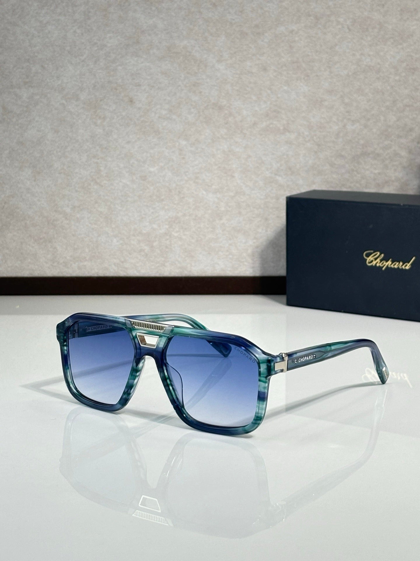 Chopard SCH374 700P Polarised Sunglasses  ✨