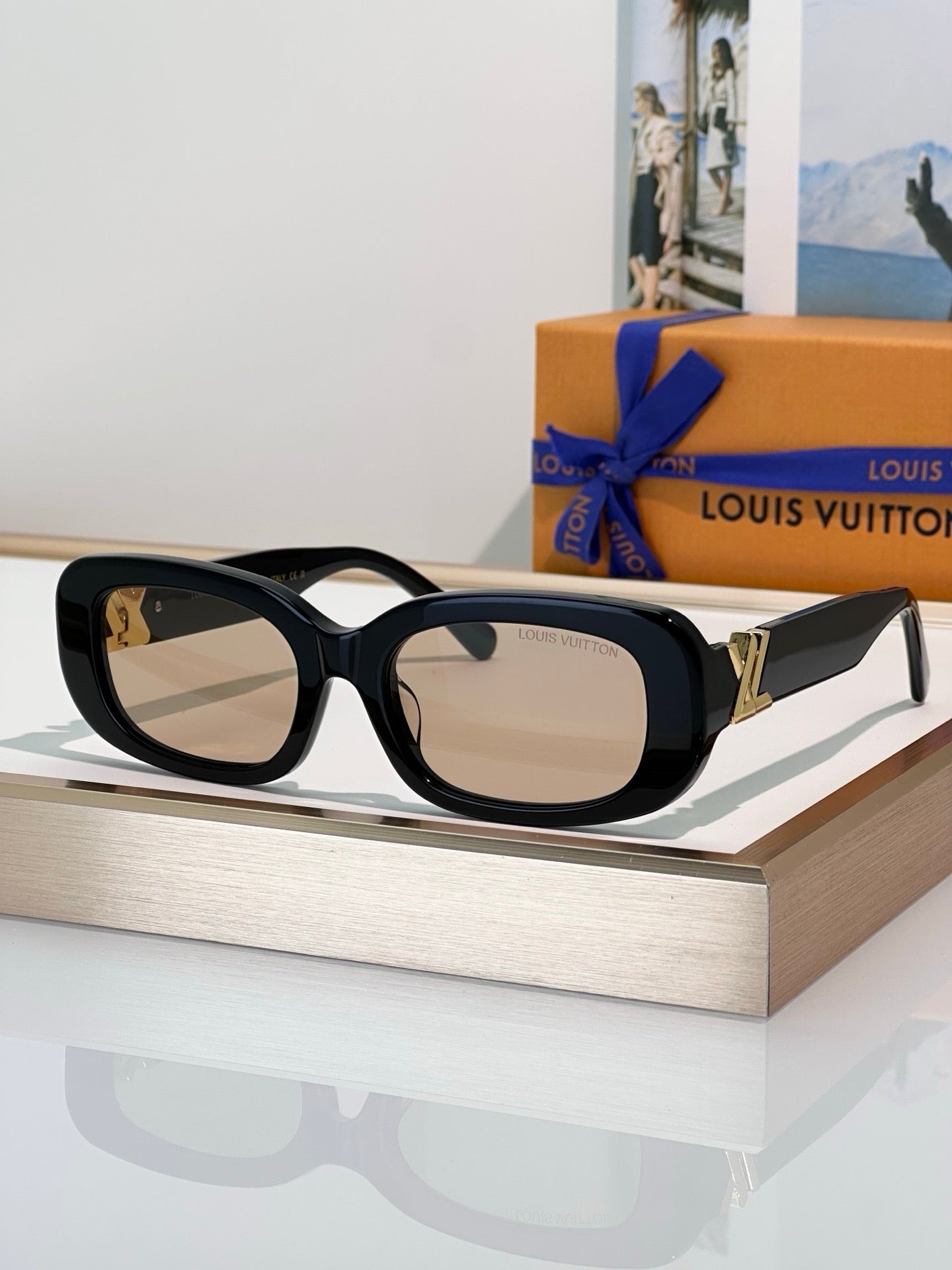 Louis Vuitton Z3013U LV Go-14 Oval Sunglasses  ✨ - onlinechics.com