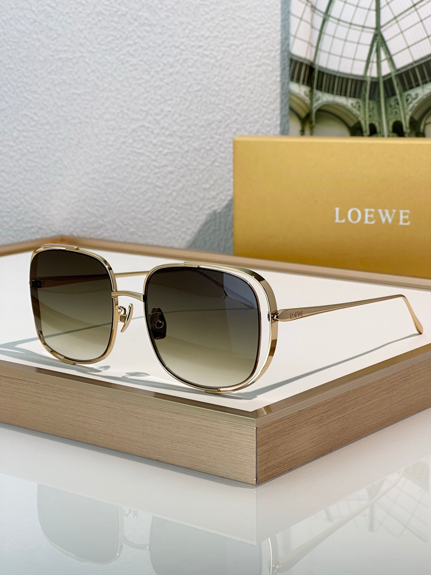 LOEWE Signature Cut Out LW 40148U Sunglasses  ✨