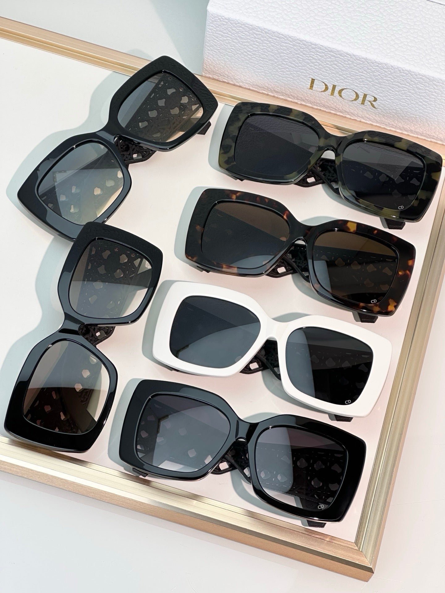 DIOR VeryDior S1F Black Square Sunglasses✨