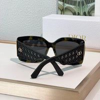 DIOR VeryDior S1F Black Square Sunglasses✨