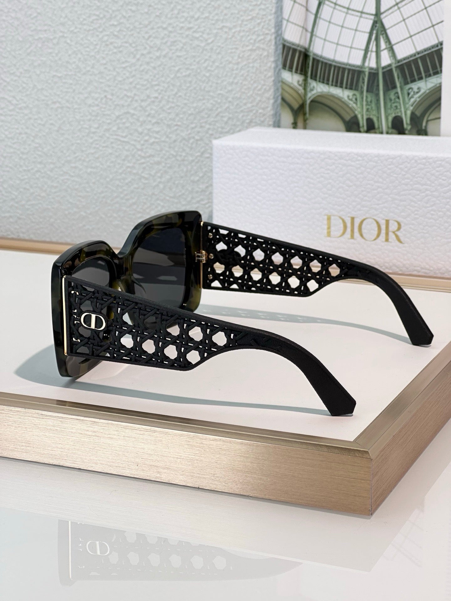 DIOR VeryDior S1F Black Square Sunglasses✨