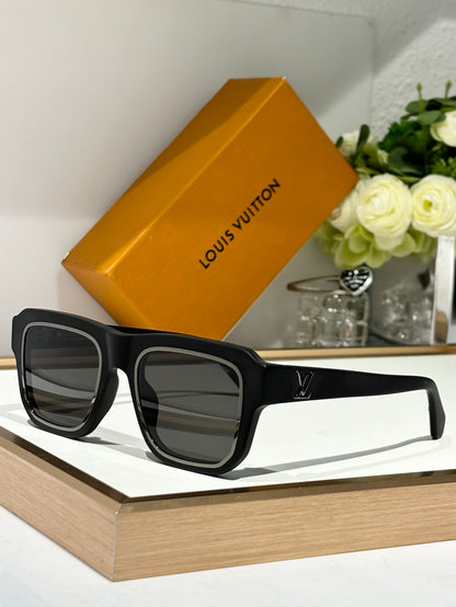 -  Louis Vuitton Z2505W LV Legacy Square Large Sunglasses ✨ - onlinechics.com