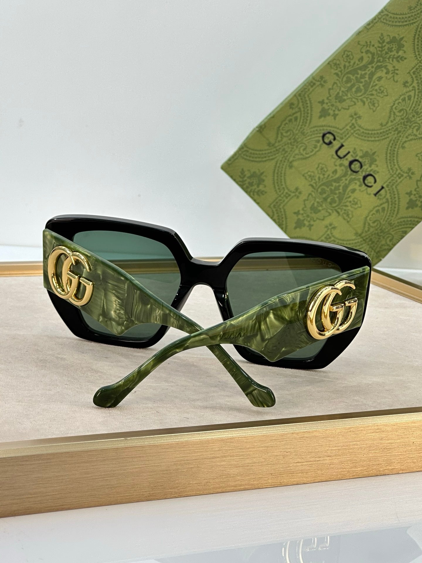 Gucci GG 0956S 001 Unisex Sunglasses ✨