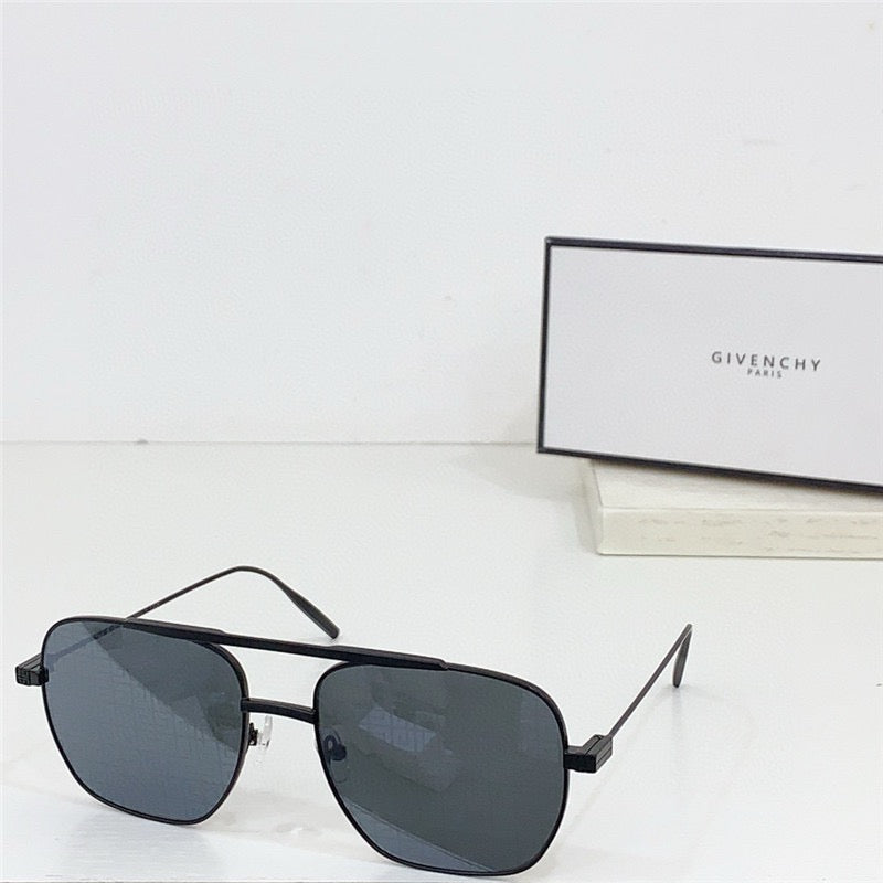 GIVENCHY GV 40041 U 02C  Sunglasses ✨