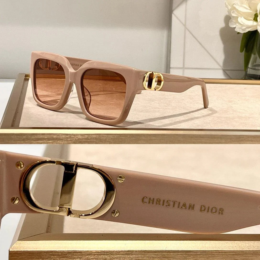 DIOR Sunglasses Dior 30Montaigne S8U Sunglasses✨