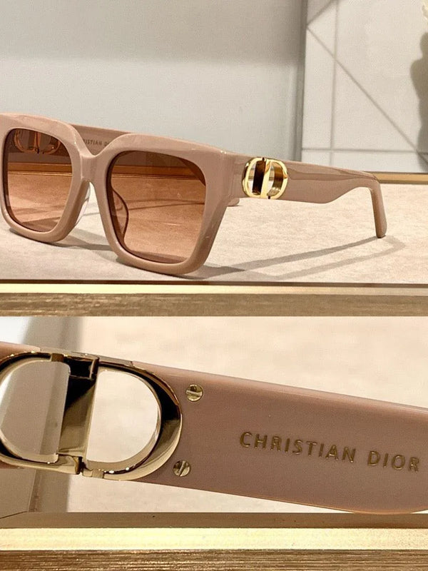 DIOR Sunglasses Dior 30Montaigne S8U Sunglasses✨