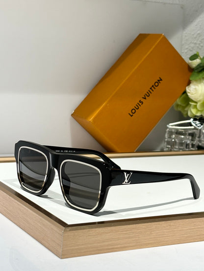 -  Louis Vuitton Z2505W LV Legacy Square Large Sunglasses ✨ - onlinechics.com