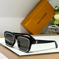 '-  Louis Vuitton Z2505W LV Legacy Square Large Sunglasses ✨