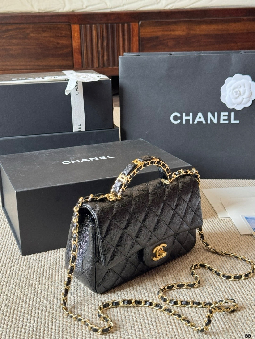 CHANEL Chanel Mini Flap Bag in Quilted Leather with Chain 23  ✨ - onlinechics.com