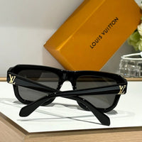 '-  Louis Vuitton Z2505W LV Legacy Square Large Sunglasses ✨