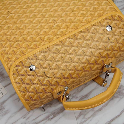 - - Goyard Saint Léger Backpacks ✨ - onlinechics.com