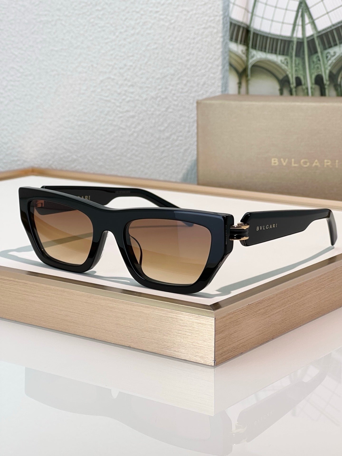 BVLGARI Bvlgari B.Zero1 BV40047  Women's Sunglasses ✨