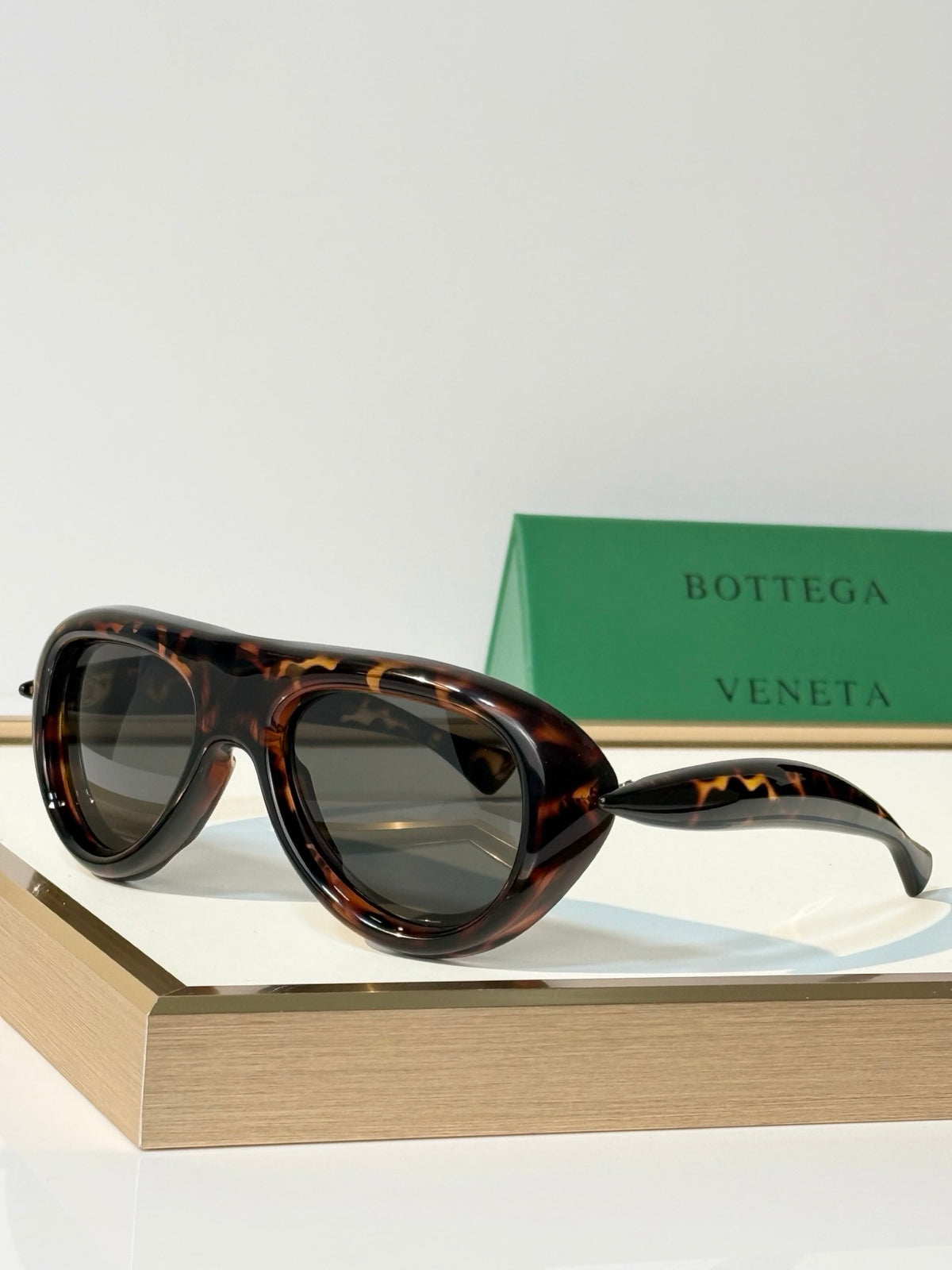 BOTTEGA VENETA BV1483S Sunglasses 💚