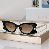 DIOR Dior DiorButterfly S2F Black Rectangular Sunglasses ✨